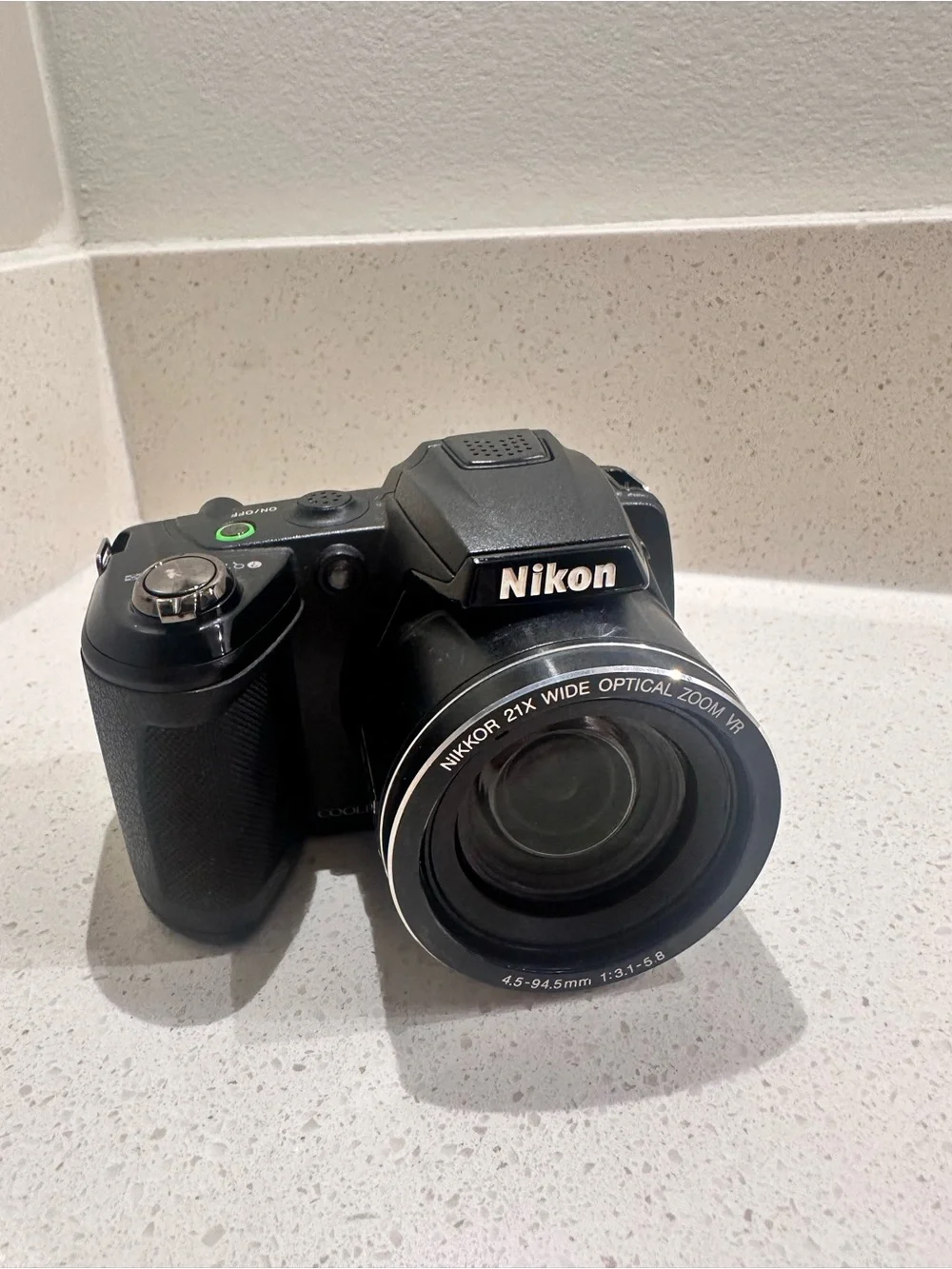 Nikon Coolpix L310, 21x optical zoom wide, Digital Camera with Flash